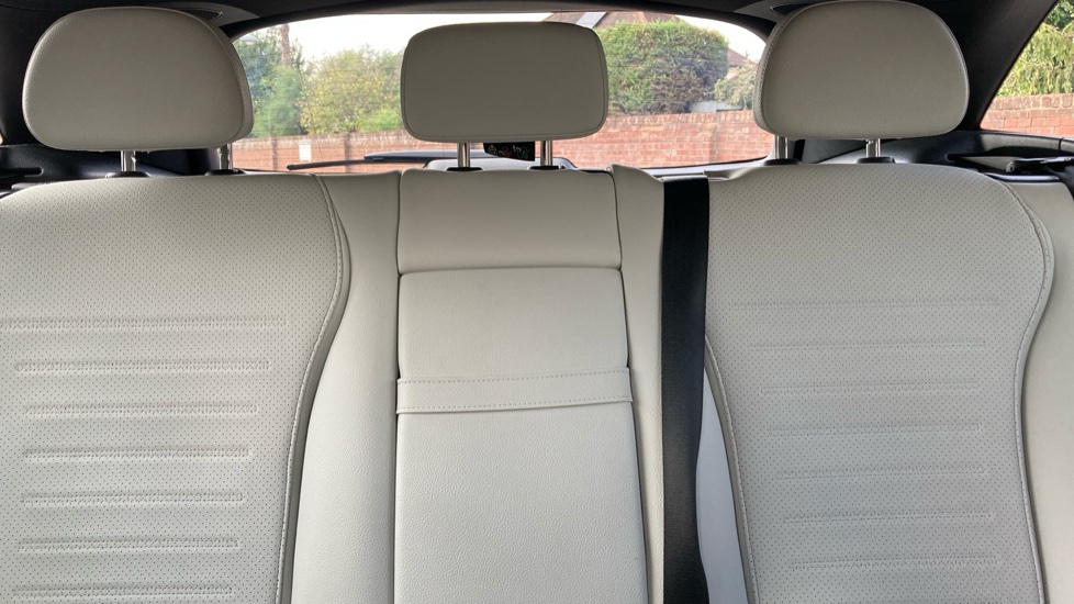 Mercedes-Benz GLC 300e 4Matic AMG Line Premium 5dr 9G-Tronic Estate - Image 15
