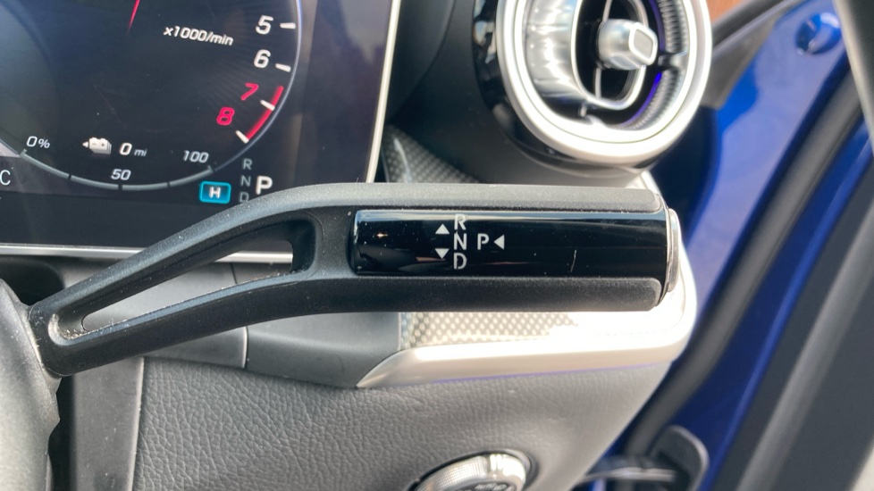 Mercedes-Benz GLC 300e 4Matic AMG Line Premium 5dr 9G-Tronic Estate - Image 37