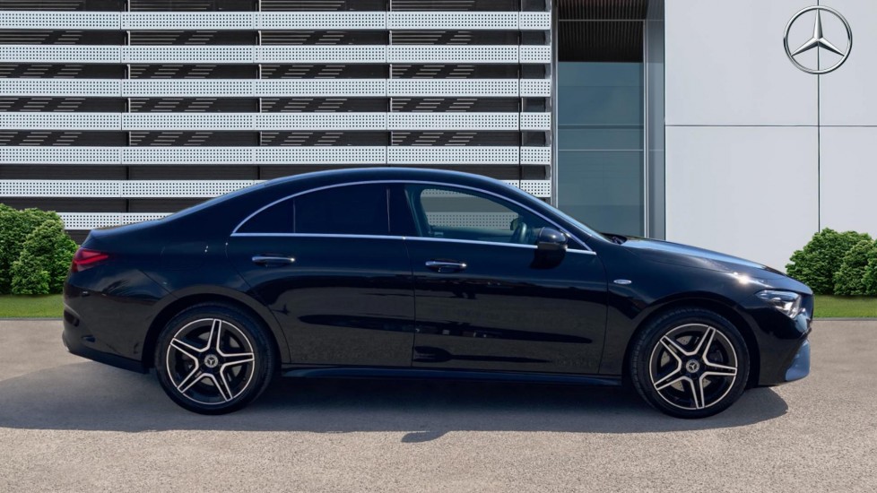 Mercedes-Benz CLA 250e AMG Line Executive 4dr Tip Auto Saloon - Image 5