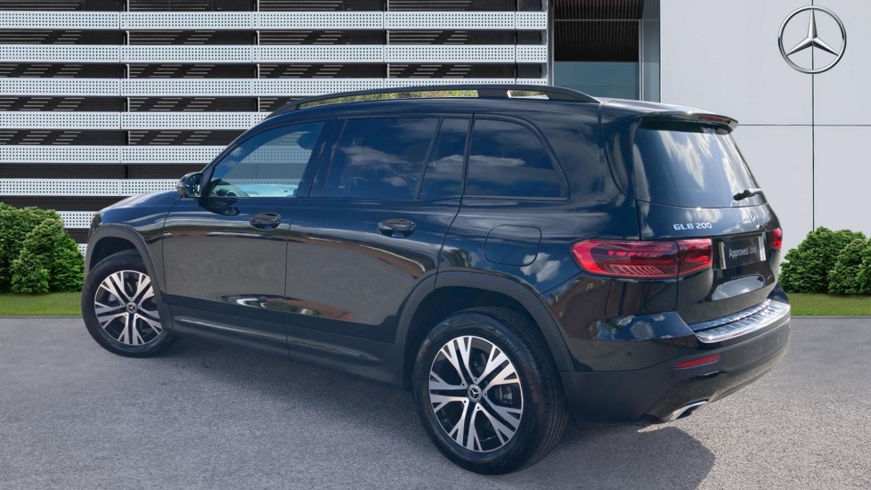 Mercedes-Benz GLB 200 Sport Executive 5dr 7G-Tronic Petrol Estate - Image 2