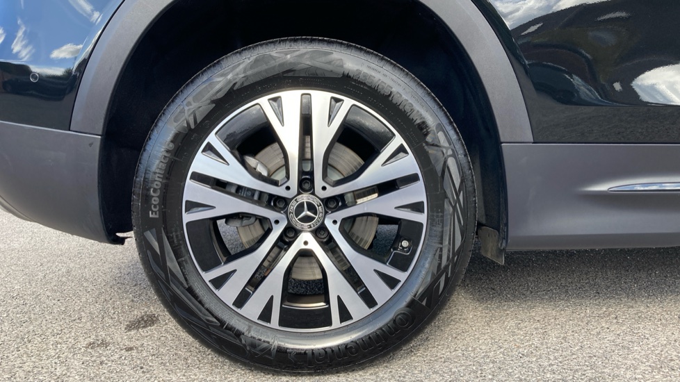 Mercedes-Benz GLB 200 Sport Executive 5dr 7G-Tronic Petrol Estate - Image 7