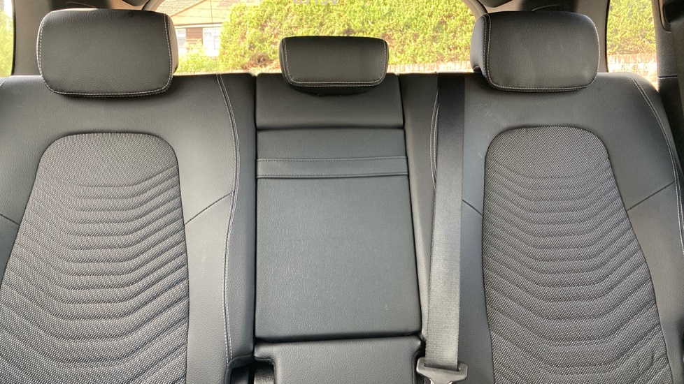 Mercedes-Benz GLB 200 Sport Executive 5dr 7G-Tronic Petrol Estate - Image 15