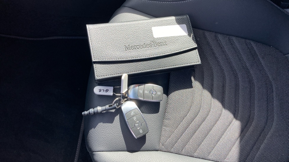 Mercedes-Benz GLB 200 Sport Executive 5dr 7G-Tronic Petrol Estate - Image 19