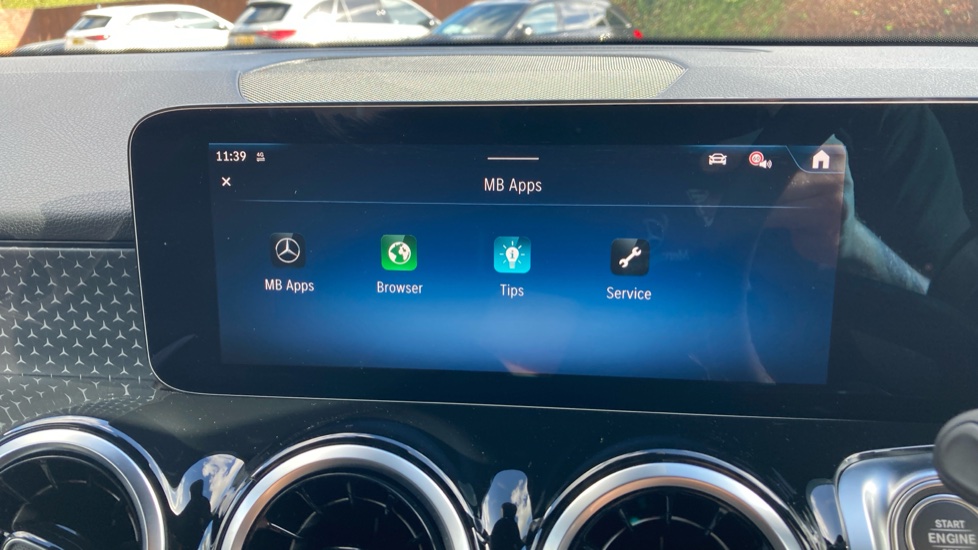 Mercedes-Benz GLB 200 Sport Executive 5dr 7G-Tronic Petrol Estate - Image 45