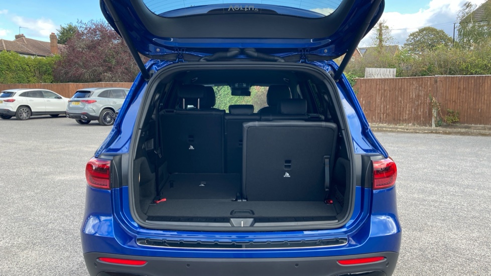 Mercedes-Benz GLB 200 Sport Executive 5dr 7G-Tronic Petrol Estate - Image 4