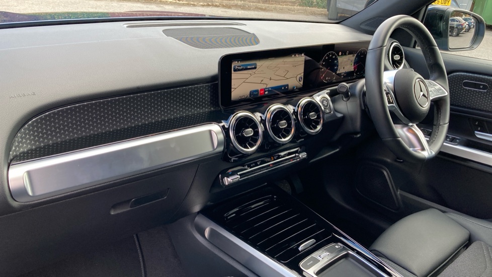 Mercedes-Benz GLB 200 Sport Executive 5dr 7G-Tronic Petrol Estate - Image 9