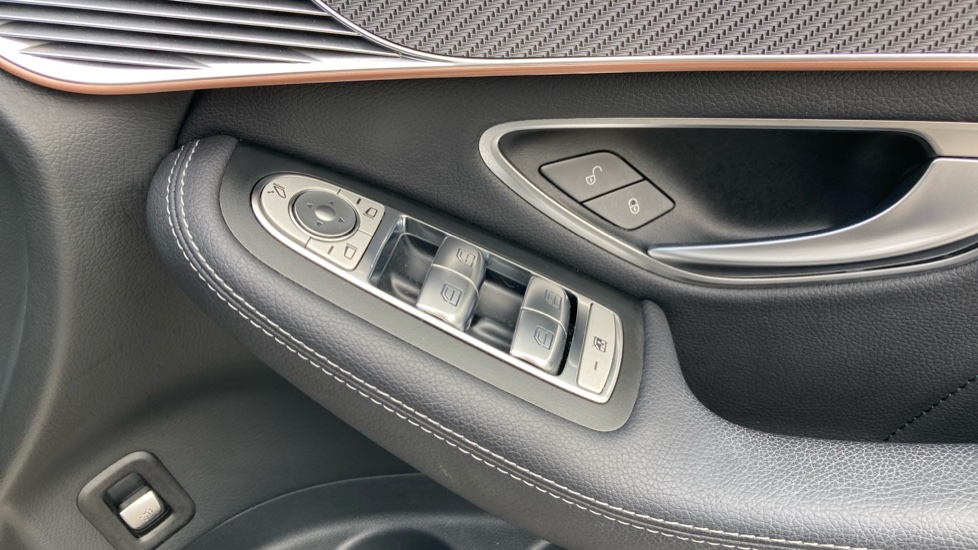 Mercedes-Benz EQC 400 300kW AMG Line Premium 80kWh 5dr Auto Electric Estate - Image 34