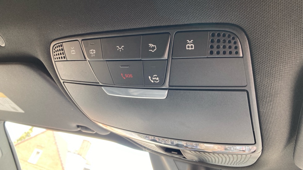 Mercedes-Benz EQC 400 300kW AMG Line Premium 80kWh 5dr Auto Electric Estate - Image 37