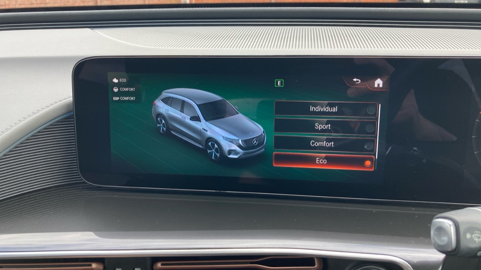 Mercedes-Benz EQC 400 300kW AMG Line Premium 80kWh 5dr Auto Electric Estate - Image 42