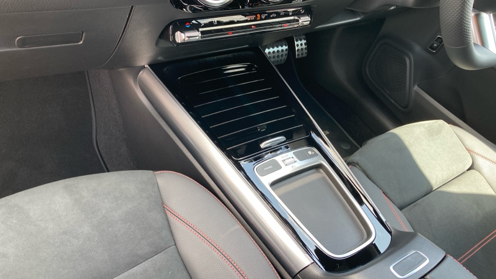 Mercedes-Benz Eqa 250+ 140kW Urban Edition 70.5kWh 5dr Auto Electric Hatchback - Image 13