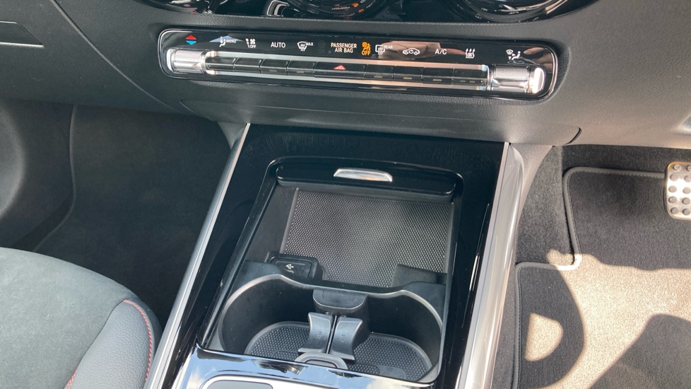 Mercedes-Benz Eqa 250+ 140kW Urban Edition 70.5kWh 5dr Auto Electric Hatchback - Image 39