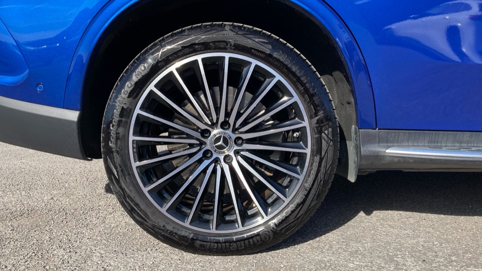 Mercedes-Benz GLC 300e 4Matic AMG Line Prem Plus 5dr 9G-Tronic Estate - Image 7