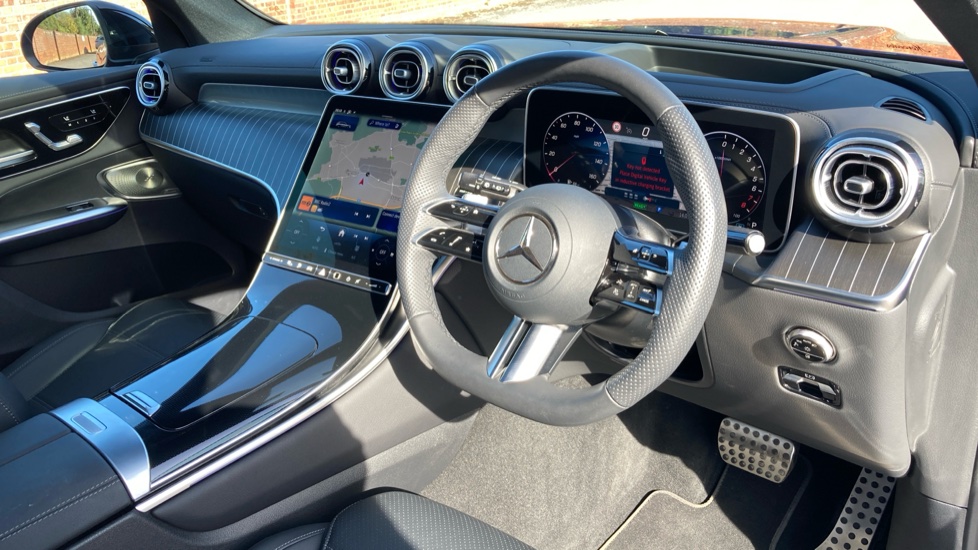 Mercedes-Benz GLC 300e 4Matic AMG Line Prem Plus 5dr 9G-Tronic Estate - Image 11