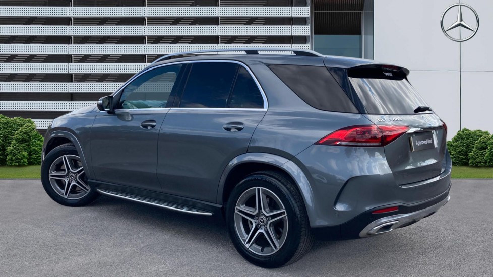 Mercedes-Benz GLE 300d 272 4Matic AMG Line 5dr 9G-Tronic Diesel Estate - Image 2