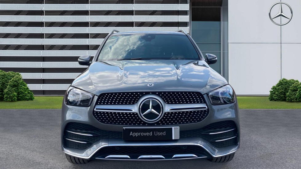 Mercedes-Benz GLE 300d 272 4Matic AMG Line 5dr 9G-Tronic Diesel Estate - Image 3