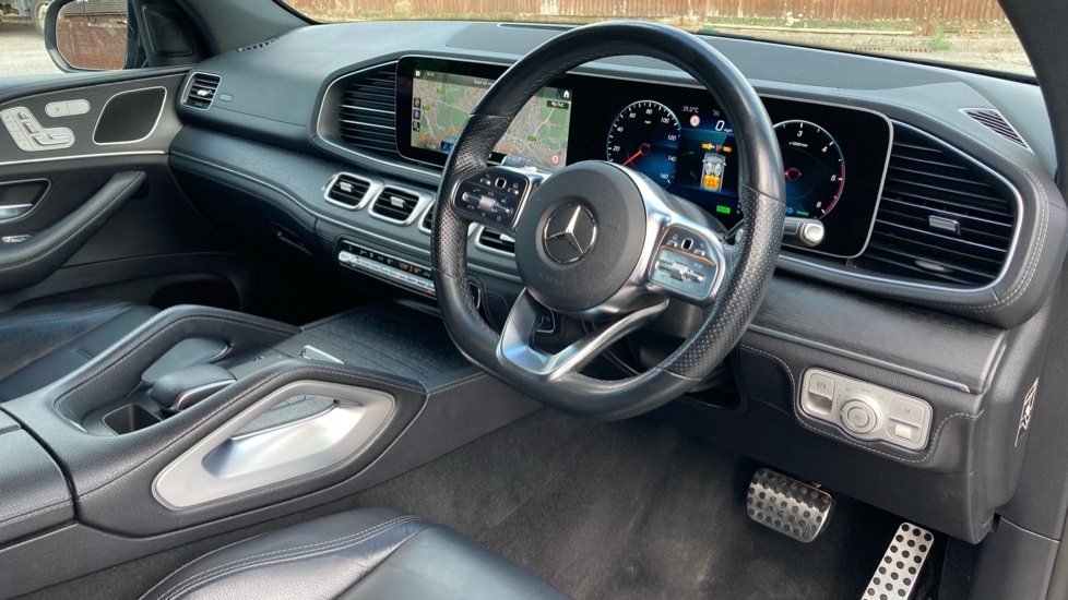 Mercedes-Benz GLE 300d 272 4Matic AMG Line 5dr 9G-Tronic Diesel Estate - Image 11