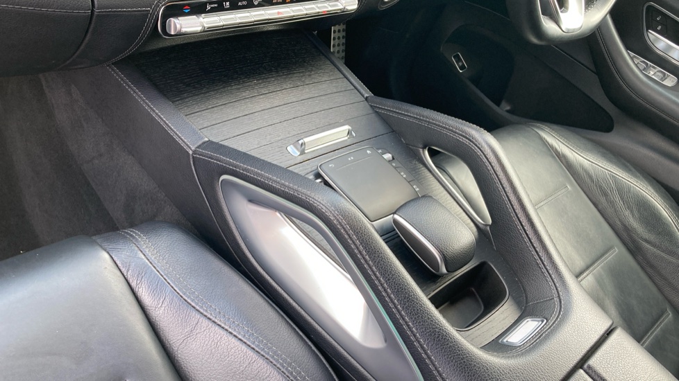 Mercedes-Benz GLE 300d 272 4Matic AMG Line 5dr 9G-Tronic Diesel Estate - Image 13