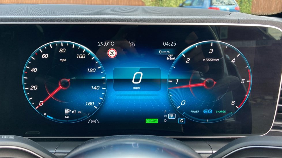 Mercedes-Benz GLE 300d 272 4Matic AMG Line 5dr 9G-Tronic Diesel Estate - Image 18