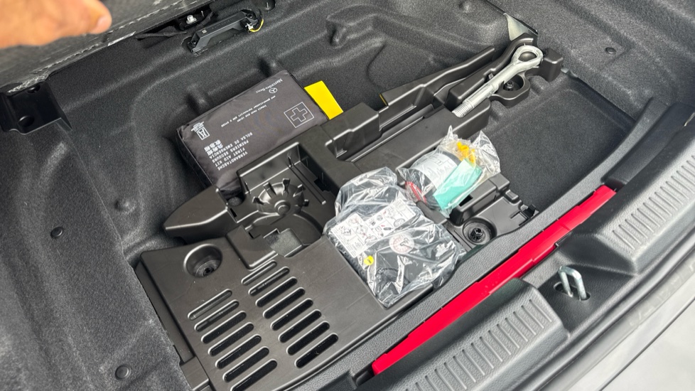 Mercedes-Benz A-Class A200 Sport Executive 5dr Auto Petrol Hatchback - Image 31