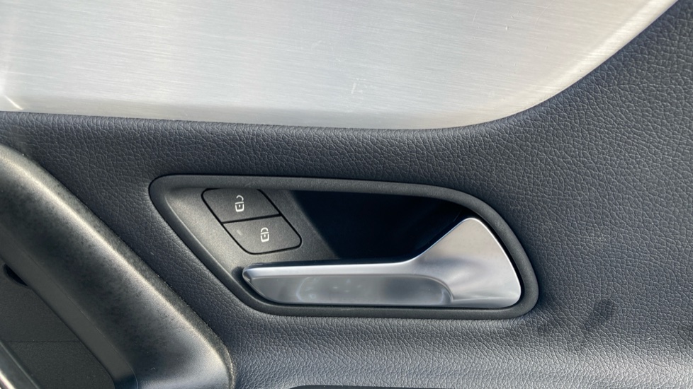 Mercedes-Benz CLA 200 AMG Line Premium 4dr Tip Auto Petrol Saloon - Image 29