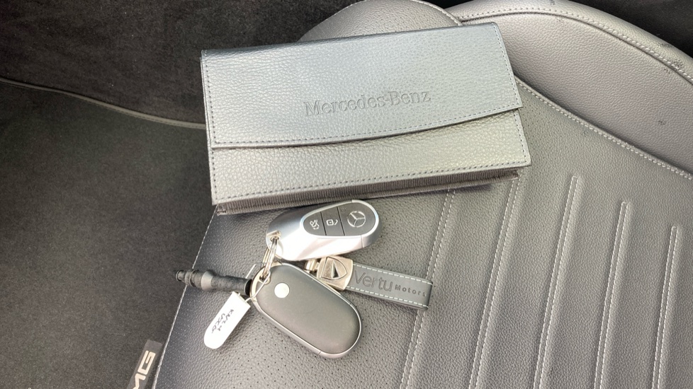 Mercedes-Benz C-Class C300 AMG Line Premium Plus 4dr 9G-Tronic Petrol Saloon - Image 19