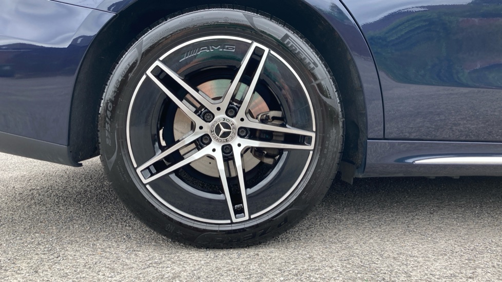 Mercedes-Benz E-Class E200 AMG Line Premium 4dr 9G-Tronic Petrol Saloon - Image 7