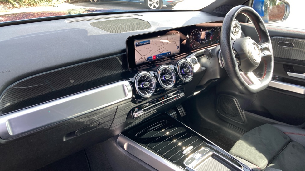 Mercedes-Benz GLB 200 AMG Line Executive 5dr 7G-Tronic Petrol Estate - Image 9