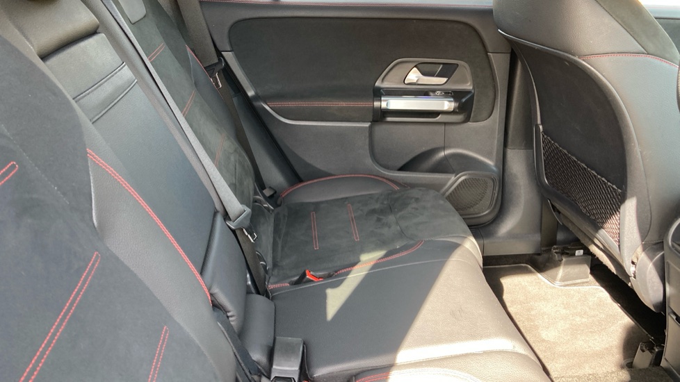 Mercedes-Benz GLB 200 AMG Line Executive 5dr 7G-Tronic Petrol Estate - Image 16