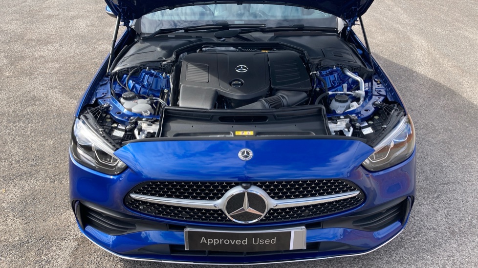 Mercedes-Benz C-Class C200 AMG Line 4dr 9G-Tronic Petrol Saloon - Image 8