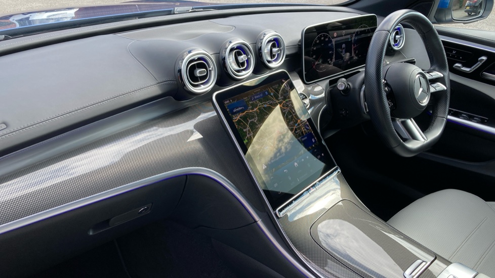 Mercedes-Benz C-Class C200 AMG Line 4dr 9G-Tronic Petrol Saloon - Image 9