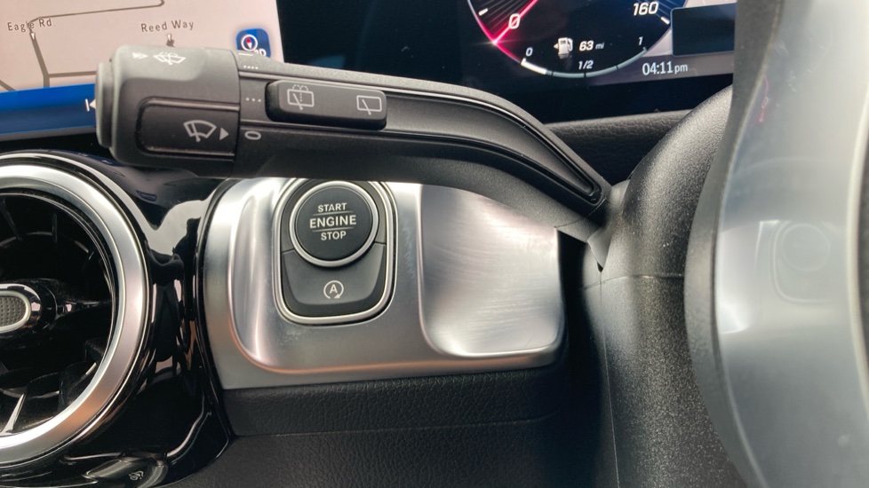 Mercedes-Benz GLB 200 Sport Executive 5dr 7G-Tronic Petrol Estate - Image 38