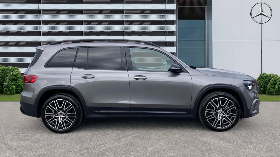 Mercedes-Benz GLB 220d 4Matic AMG Line Premium 5dr 8G-Tronic Diesel Estate - Image 5
