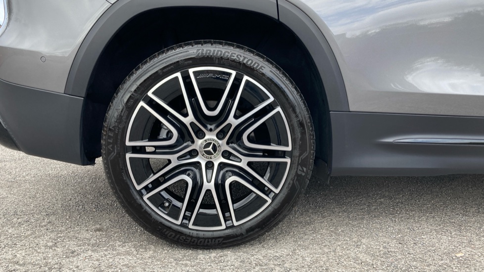 Mercedes-Benz GLB 220d 4Matic AMG Line Premium 5dr 8G-Tronic Diesel Estate - Image 7