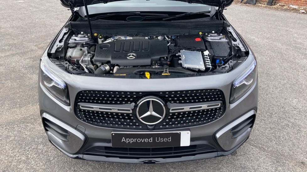 Mercedes-Benz GLB 220d 4Matic AMG Line Premium 5dr 8G-Tronic Diesel Estate - Image 8