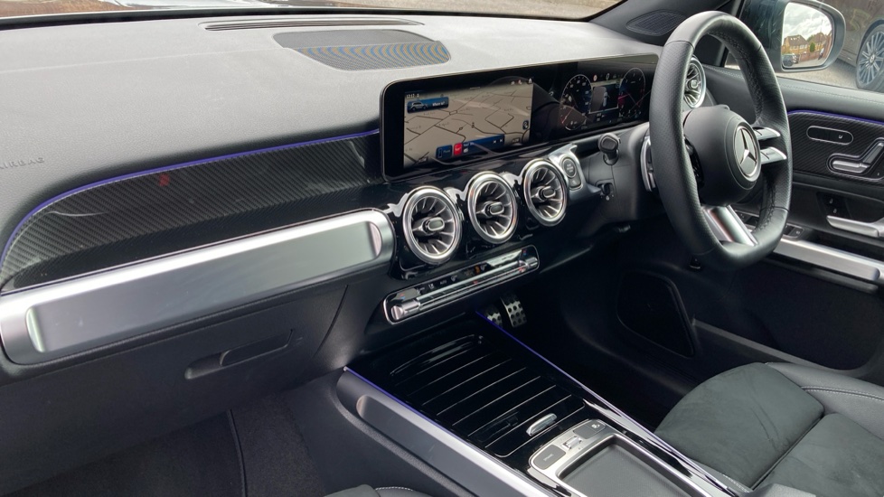 Mercedes-Benz GLB 220d 4Matic AMG Line Premium 5dr 8G-Tronic Diesel Estate - Image 9