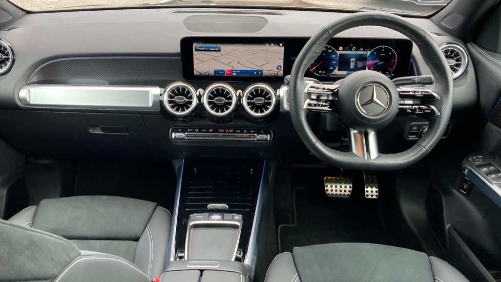 Mercedes-Benz GLB 220d 4Matic AMG Line Premium 5dr 8G-Tronic Diesel Estate - Image 10