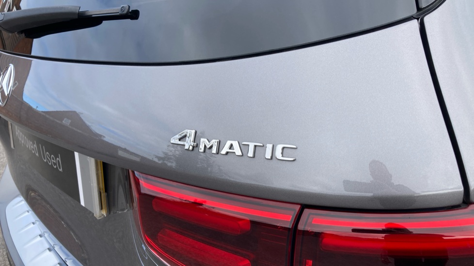 Mercedes-Benz GLB 220d 4Matic AMG Line Premium 5dr 8G-Tronic Diesel Estate - Image 24