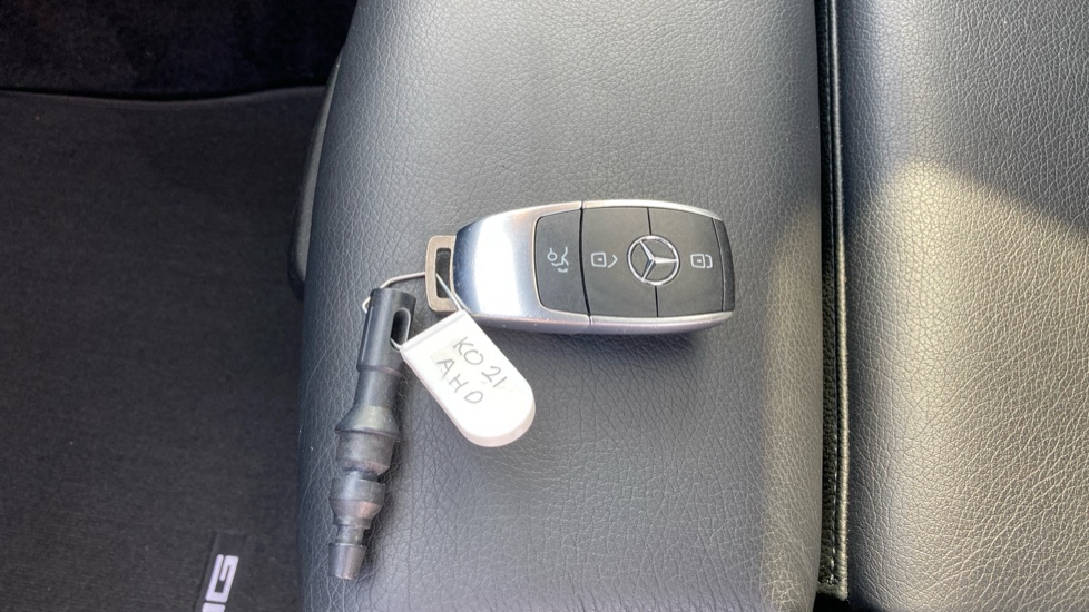 Mercedes-Benz CLA 220d AMG Line Premium Plus 4dr Tip Auto Diesel Saloon - Image 20