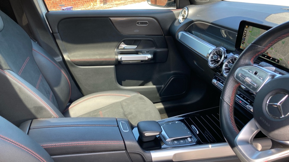 Mercedes-Benz GLB 200 AMG Line Premium + Night Ed 5dr 7G-Tronic Petrol Estate - Image 14