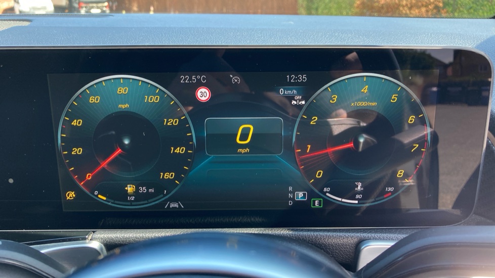 Mercedes-Benz GLB 200 AMG Line Premium + Night Ed 5dr 7G-Tronic Petrol Estate - Image 18