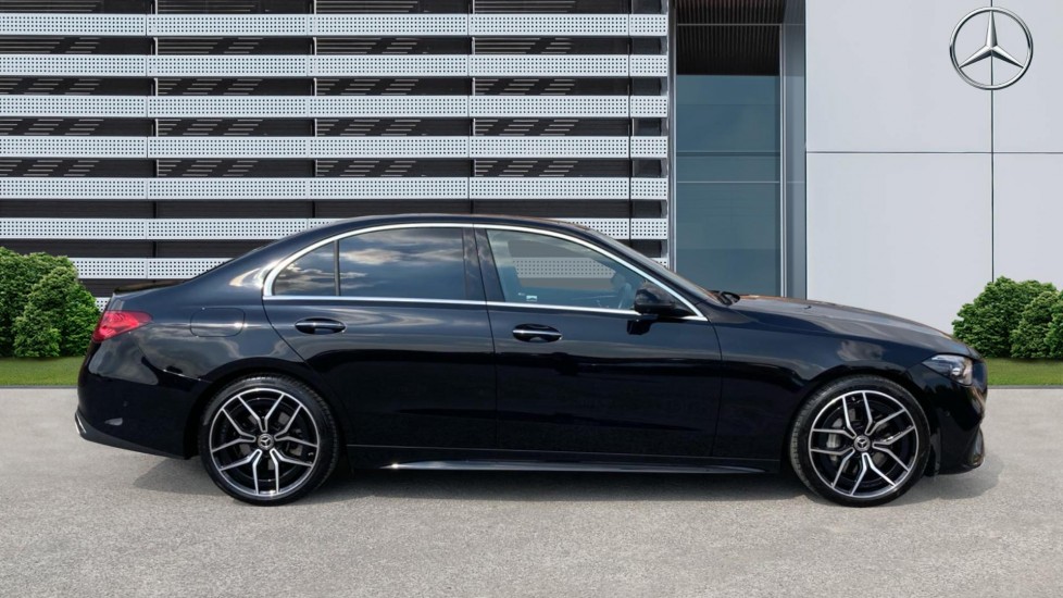 Mercedes-Benz C-Class C200 AMG Line Premium 4dr 9G-Tronic Petrol Saloon - Image 5