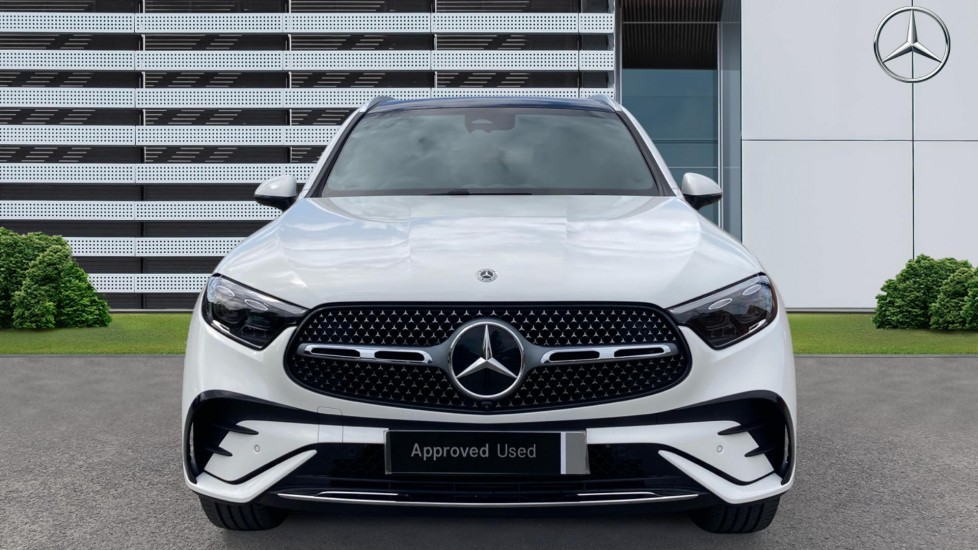 Mercedes-Benz GLC 300d 4Matic AMG Line Prem [Pan] 5dr 9G-Tronic Diesel Estate - Image 3