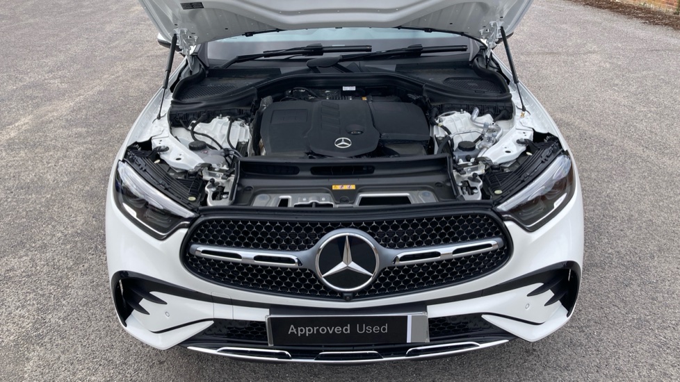 Mercedes-Benz GLC 300d 4Matic AMG Line Prem [Pan] 5dr 9G-Tronic Diesel Estate - Image 8