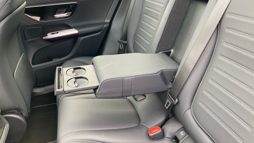Mercedes-Benz GLC 300d 4Matic AMG Line Prem [Pan] 5dr 9G-Tronic Diesel Estate - Image 29