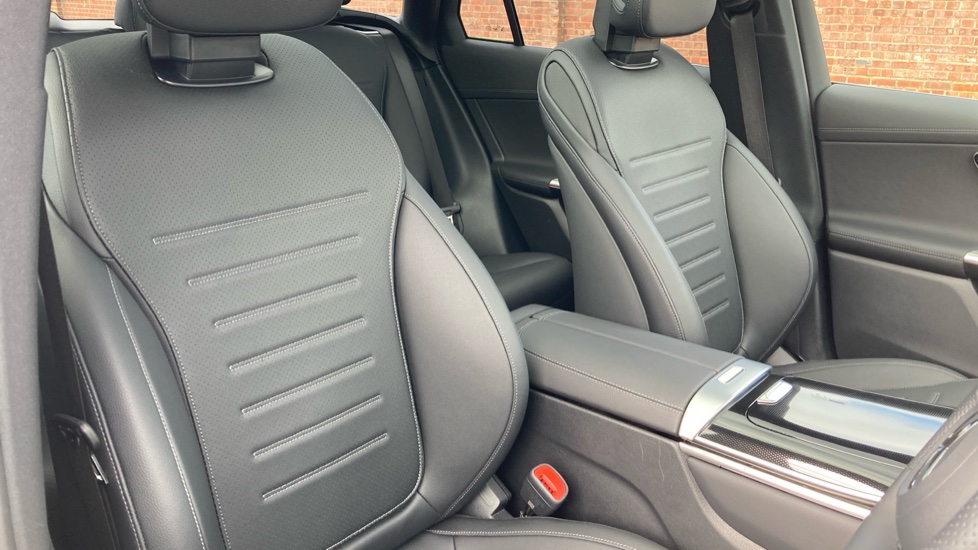 Mercedes-Benz GLC 300d 4Matic AMG Line Prem [Pan] 5dr 9G-Tronic Diesel Estate - Image 31
