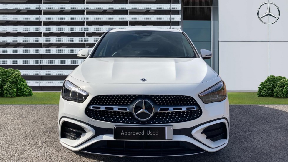 Mercedes-Benz GLA 200d AMG Line Executive 5dr Auto Diesel Hatchback - Image 3