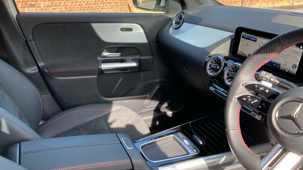 Mercedes-Benz GLA 200d AMG Line Executive 5dr Auto Diesel Hatchback - Image 14