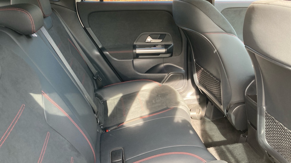 Mercedes-Benz GLA 200d AMG Line Executive 5dr Auto Diesel Hatchback - Image 16