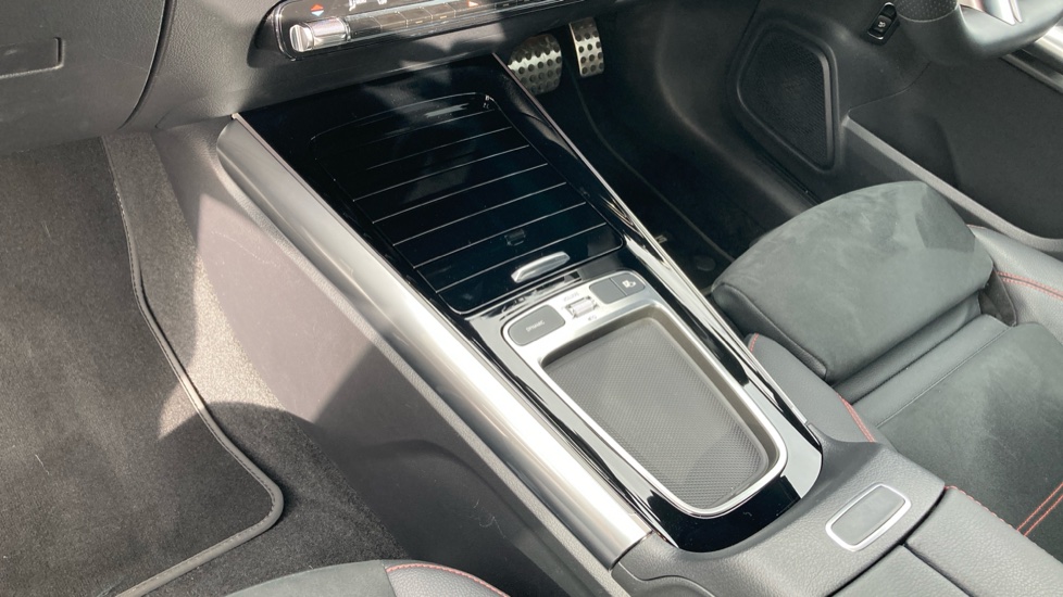 Mercedes-Benz Eqa 250+ 140kW Urban Edition 70.5kWh 5dr Auto Electric Hatchback - Image 13