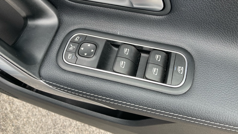 Mercedes-Benz CLA 220d AMG Line Premium Plus 4dr Tip Auto Diesel Saloon - Image 31